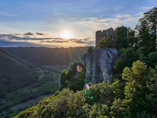 Schwäbische Alb – Wandern, Radfahren und Höhlen erforschen