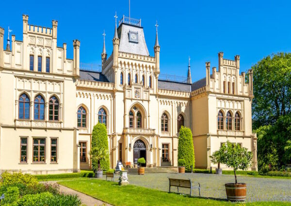 Schloss Evenburg Leer – beeindruckendes historisches Bauwerk